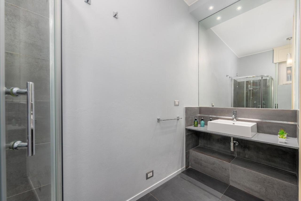 Niguarda-Zara Xxl Home,Two Balconies,Wifi,Family Milan Exterior photo